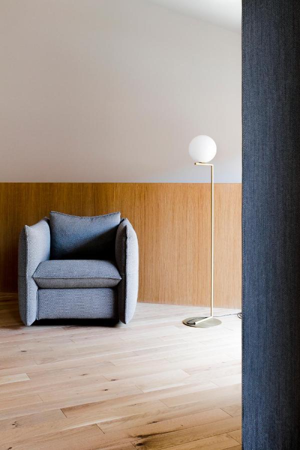 Kai 36 - Hotel Zwischen Fels Und Fluss Graz Ngoại thất bức ảnh Floor lamp