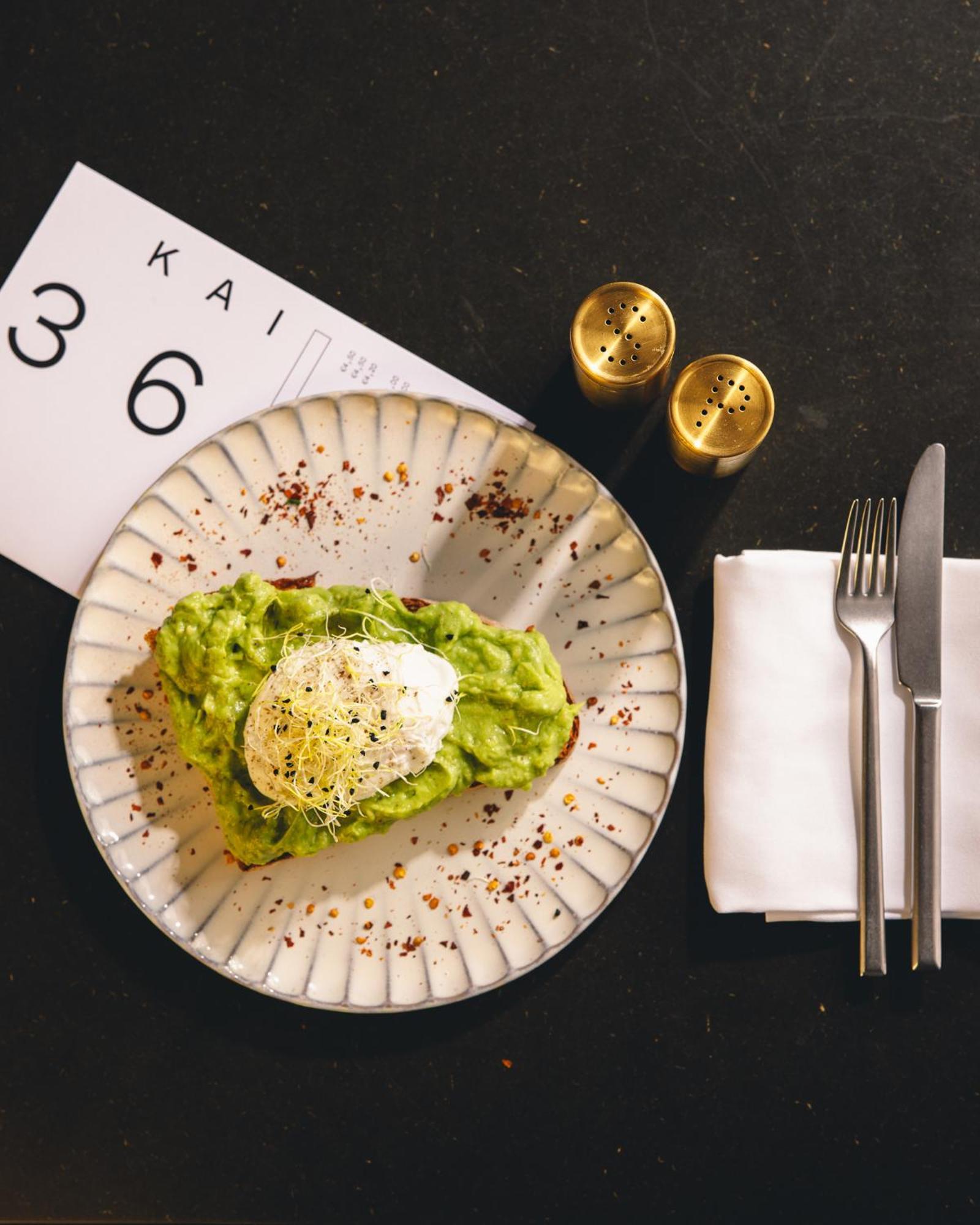 Kai 36 - Hotel Zwischen Fels Und Fluss Graz Ngoại thất bức ảnh Avocado and poached egg